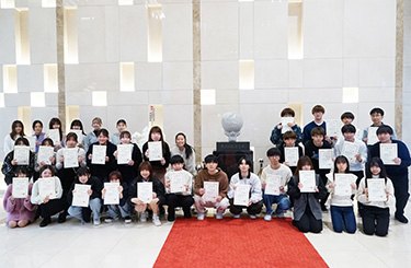 毎年多くの学生が、めざしていた資格を取得しています