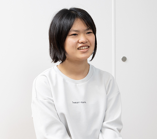 電子技術科 東京都立八王子北高校出身 羽良さん