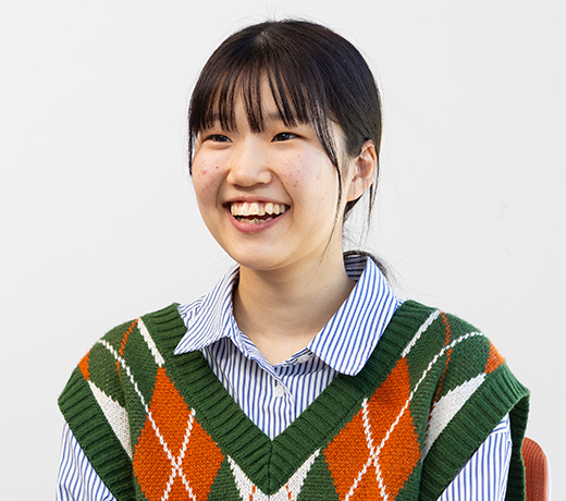 セキュリティ・ネットワーク科 川越市立川越高校出身 中原さん