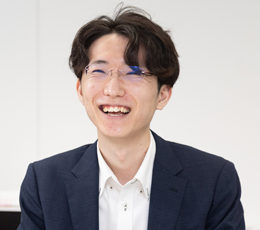 情報処理科3年制　2019年卒業 株式会社エス・エス・シー 企画開発部 勤務　システムエンジニア　佐原さん