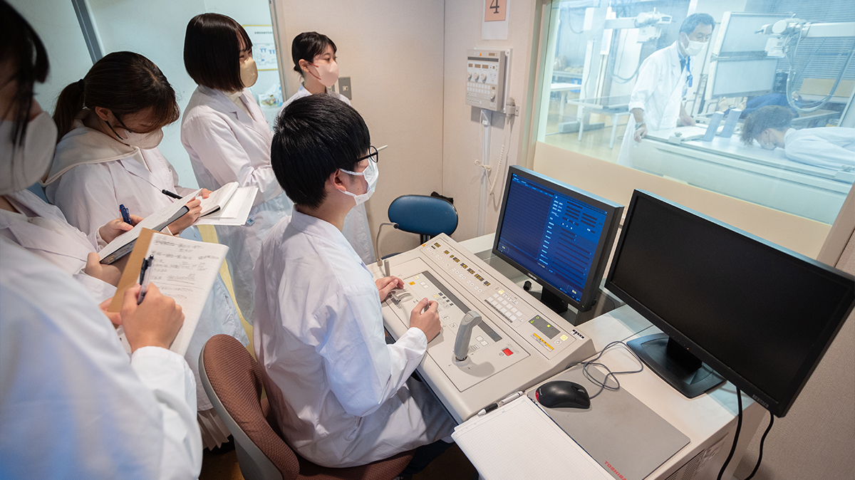 診療画像X線撮影技術学実習